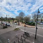 Lavant Port Stunning View Of Honfleurs Outer Harbor 65 M 4 Guest *