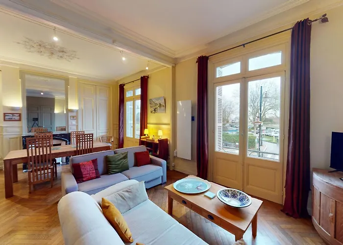 L'avant Port Stunning View Of Honfleur's Outer Harbor 53 M 4 Guest Apartman Honfleur